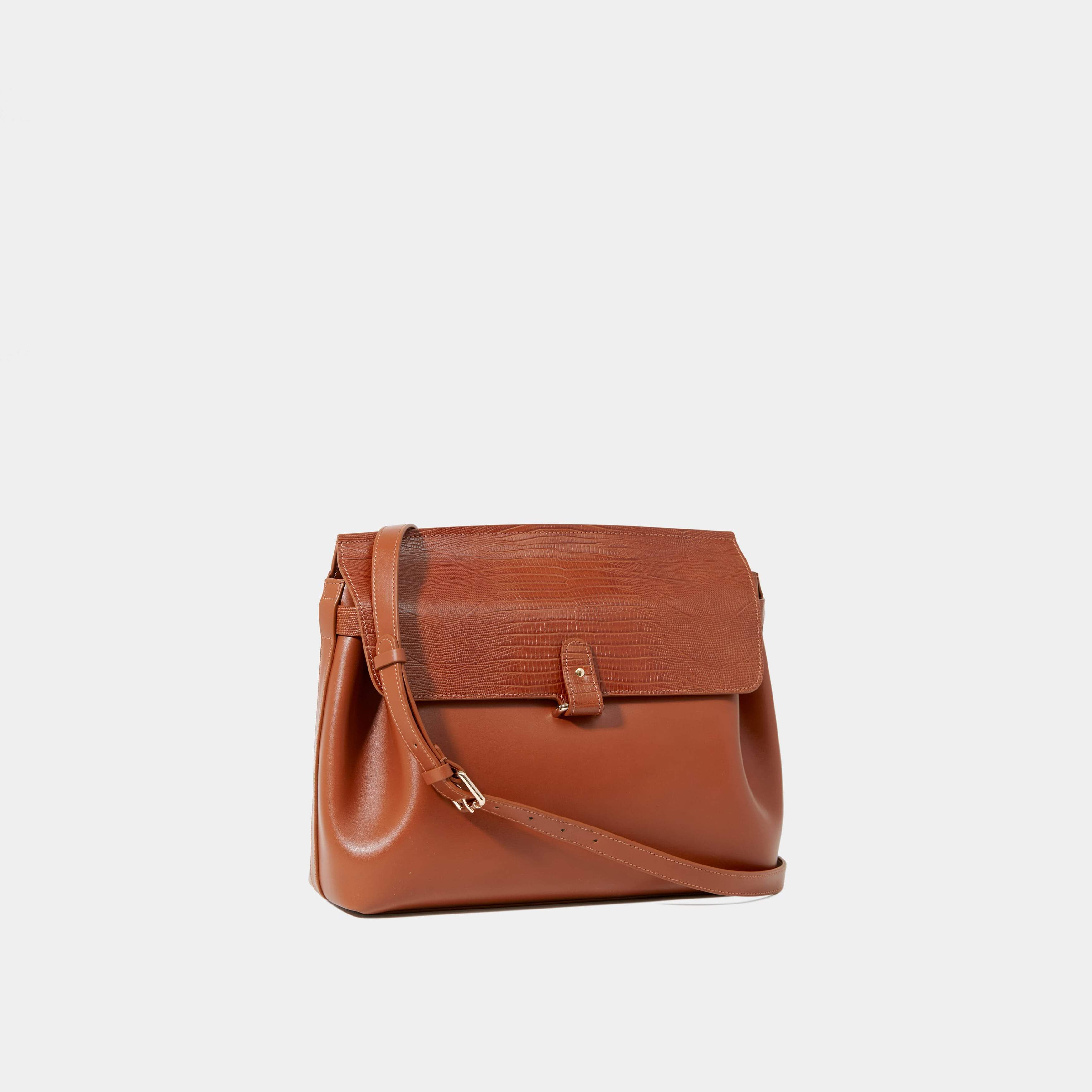 embosse-lezard-camel